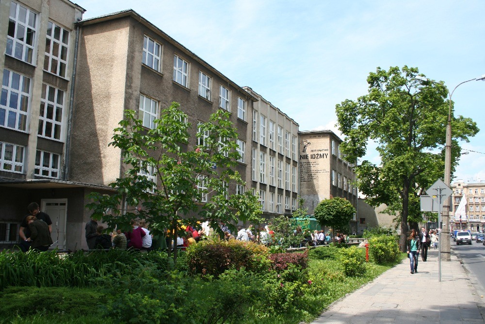 O Szkole